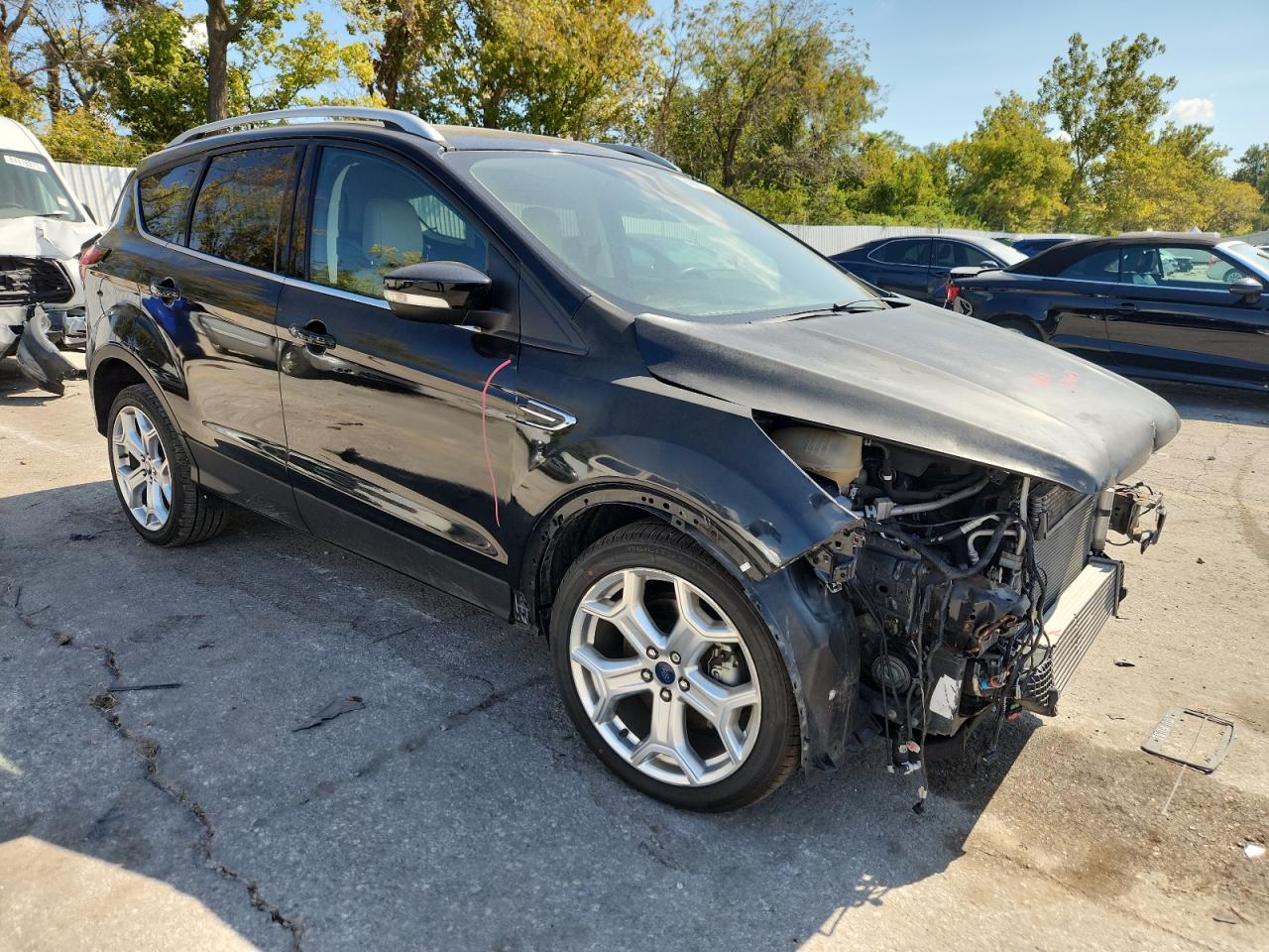 FORD ESCAPE TITANIUM