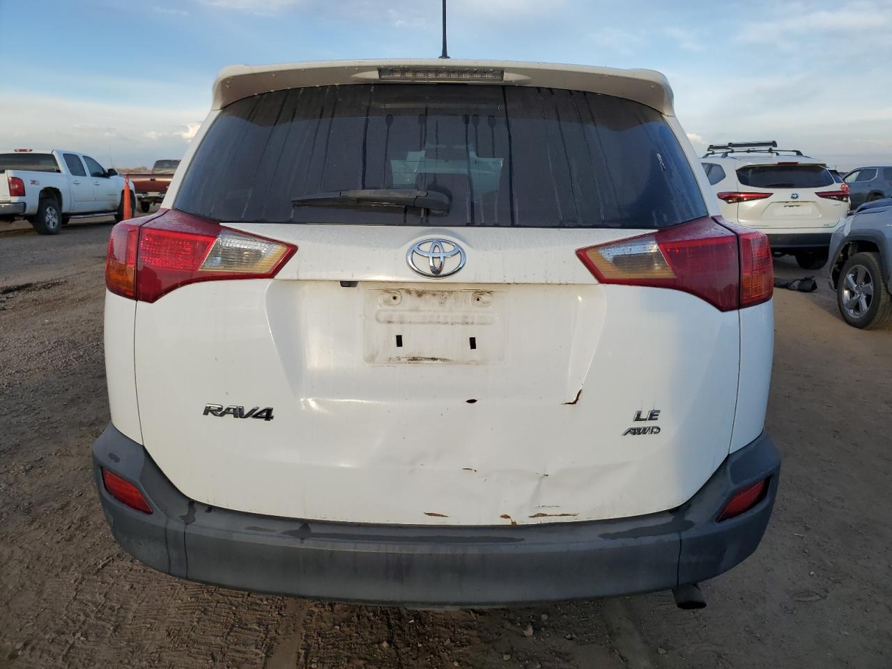 TOYOTA RAV4 LE