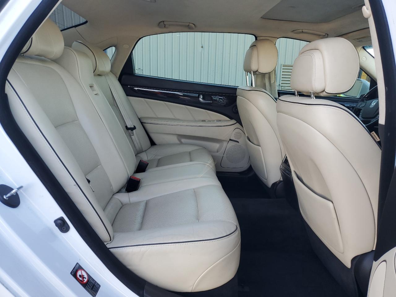 HYUNDAI EQUUS SIGNATURE