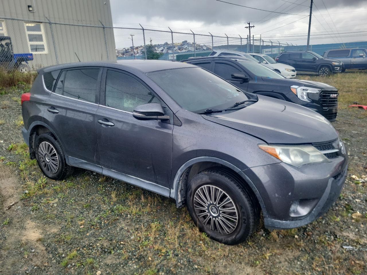 TOYOTA RAV4 LE