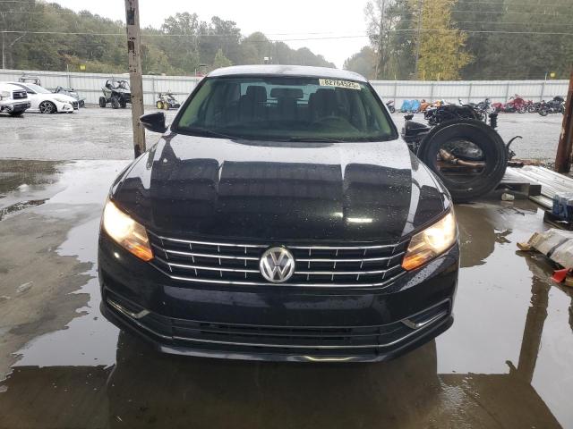 2017 VOLKSWAGEN PASSAT S 1VWAT7A3XHC047976