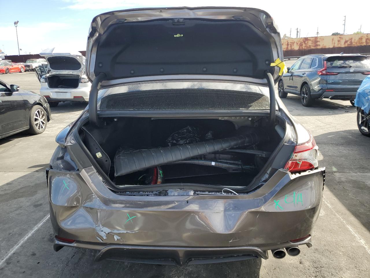 TOYOTA CAMRY SE NIGHT SHADE