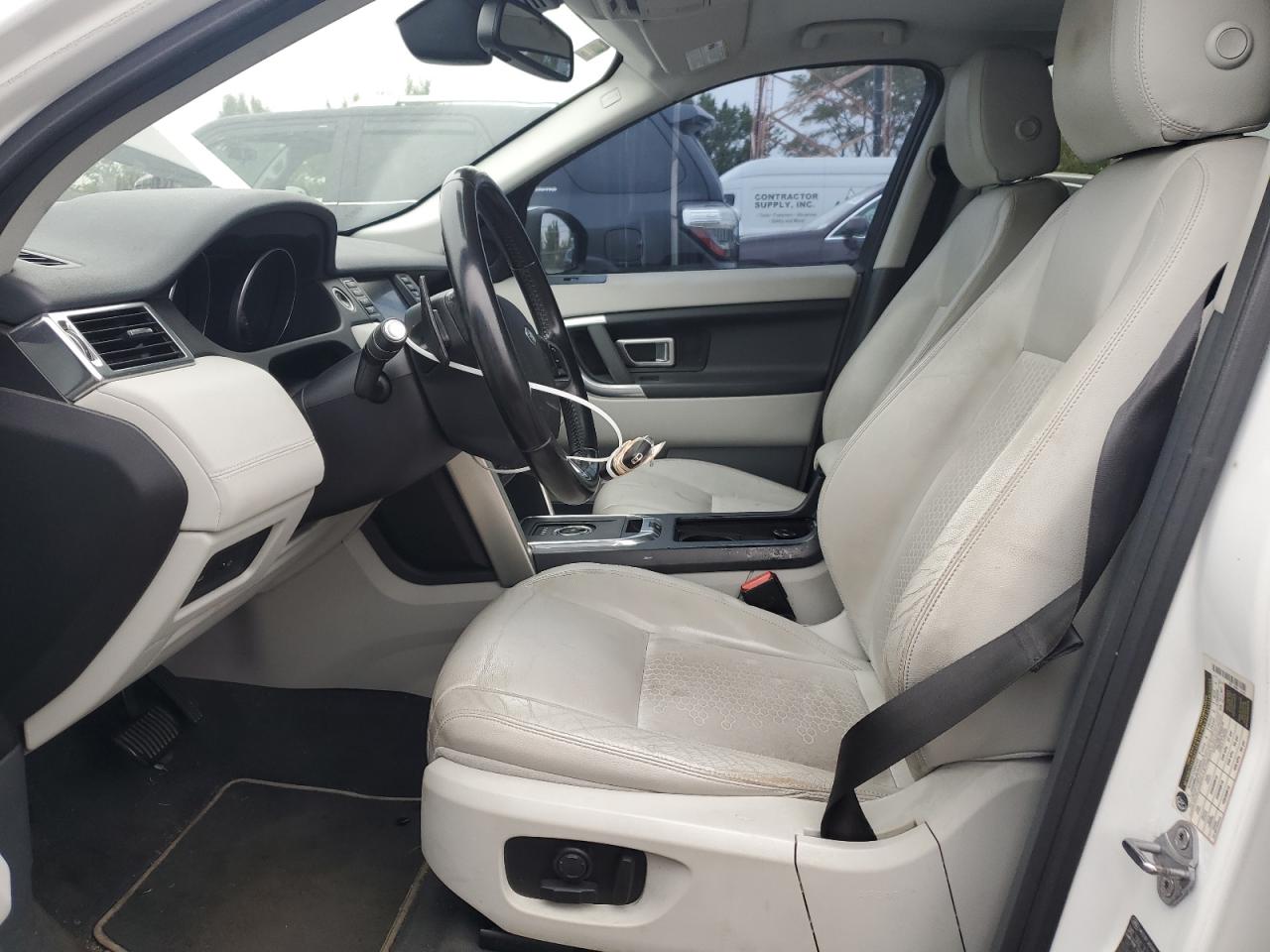 Lot #3296363118 2016 LAND DISCOVERY SPORT SE