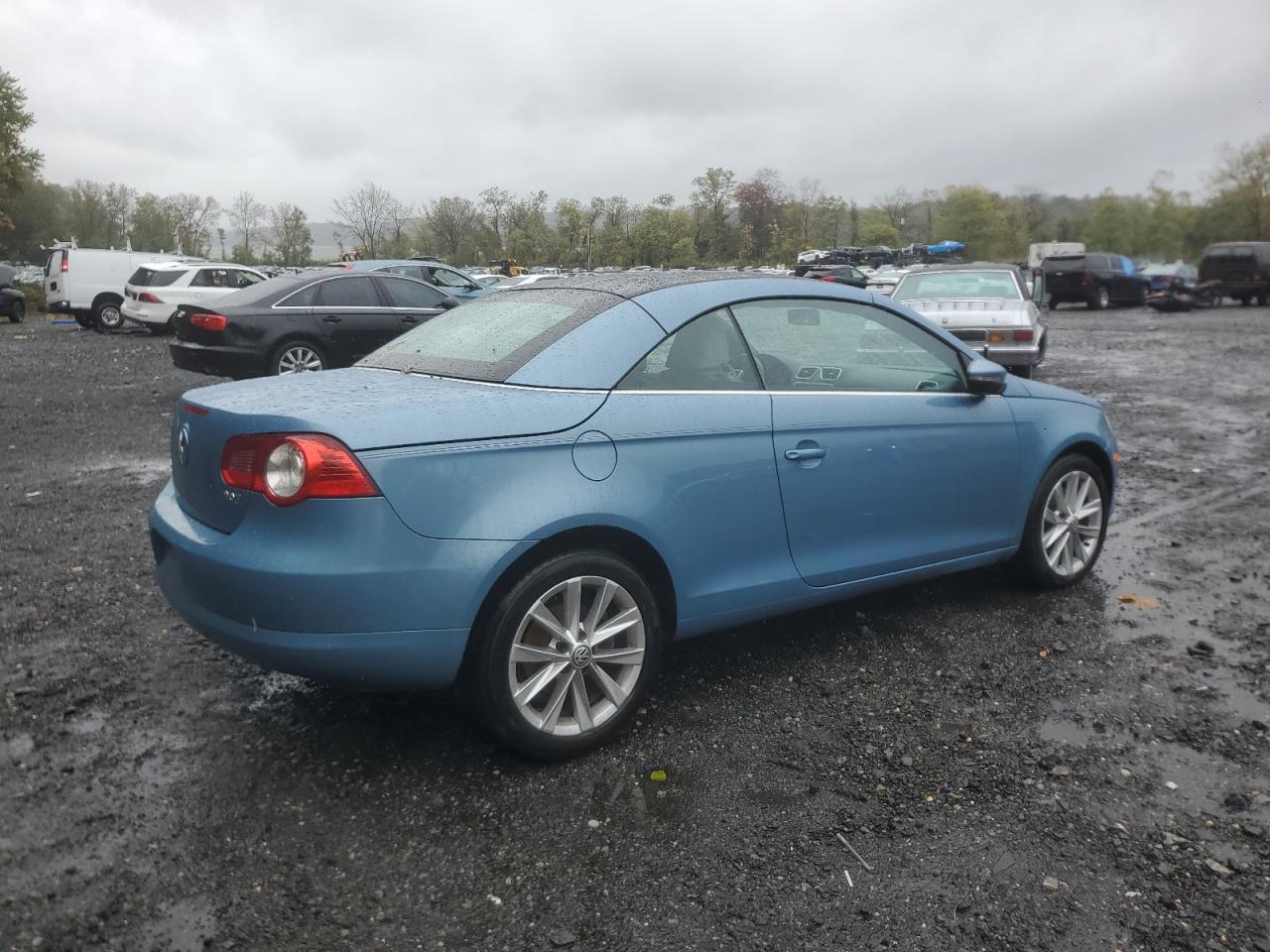 Lot #3312424628 2010 VOLKSWAGEN EOS TURBO