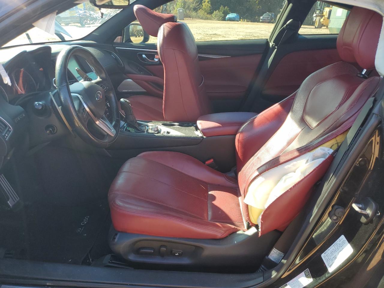 INFINITI Q60 RED SPORT 400