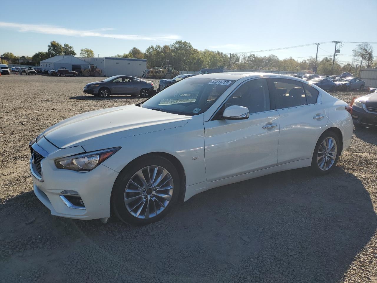 INFINITI Q50 LUXE
