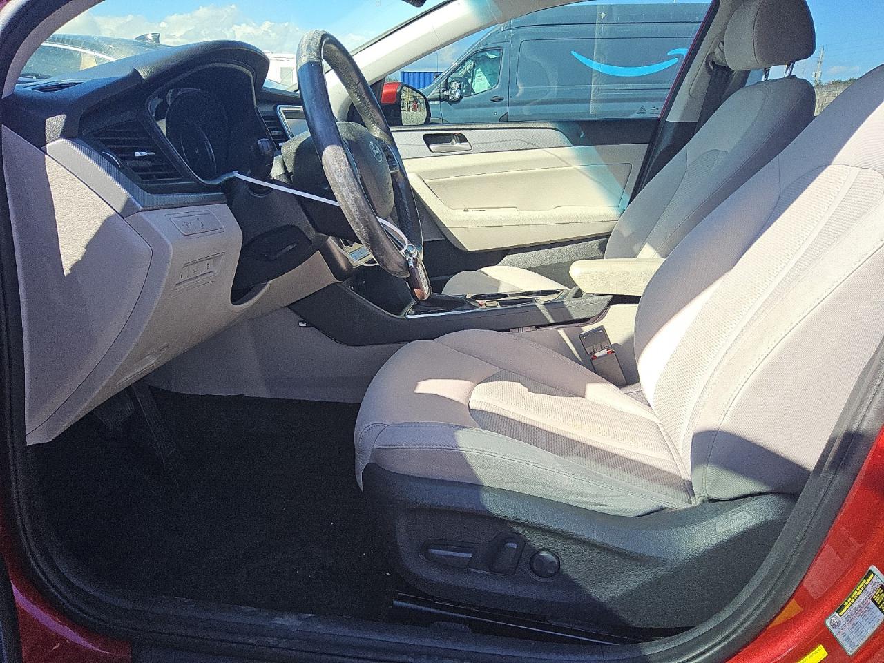 HYUNDAI SONATA SPORT