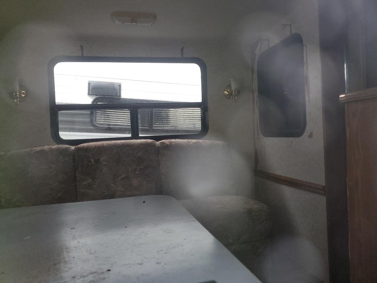 Lot #3282459571 1995 FLEETWOOD WILDERNESS