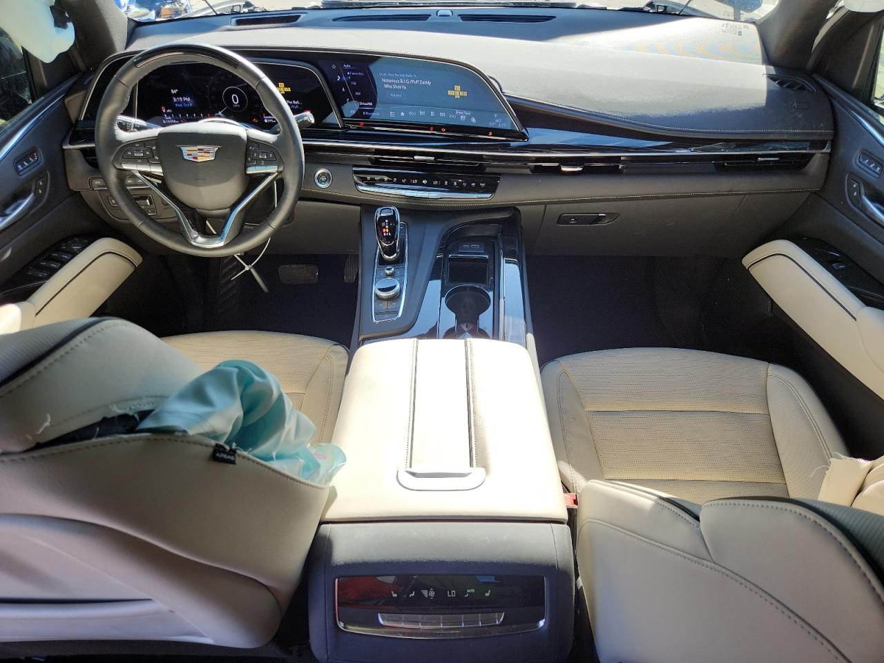 CADILLAC ESCALADE SPORT