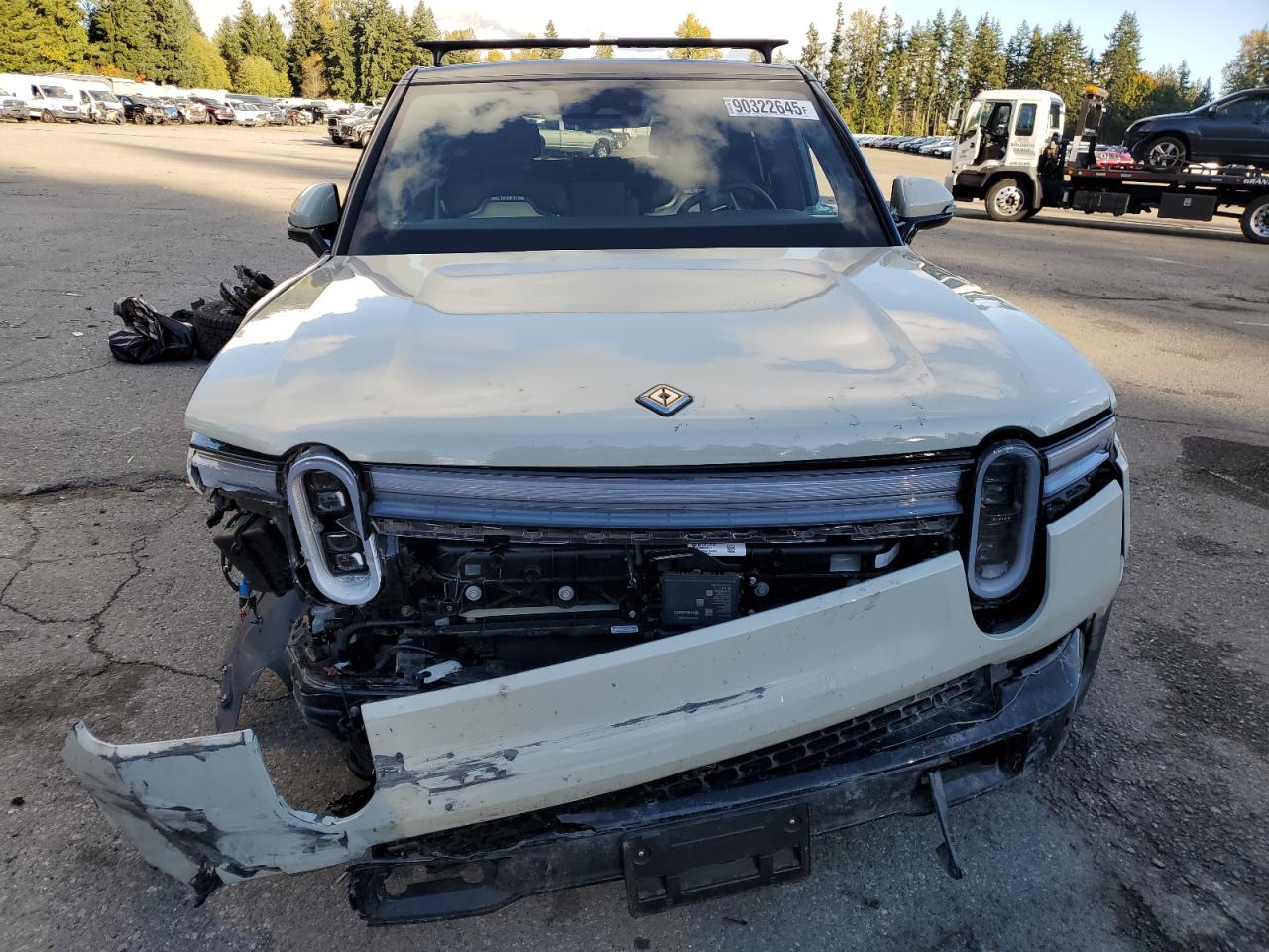 RIVIAN R1S ADVENTURE