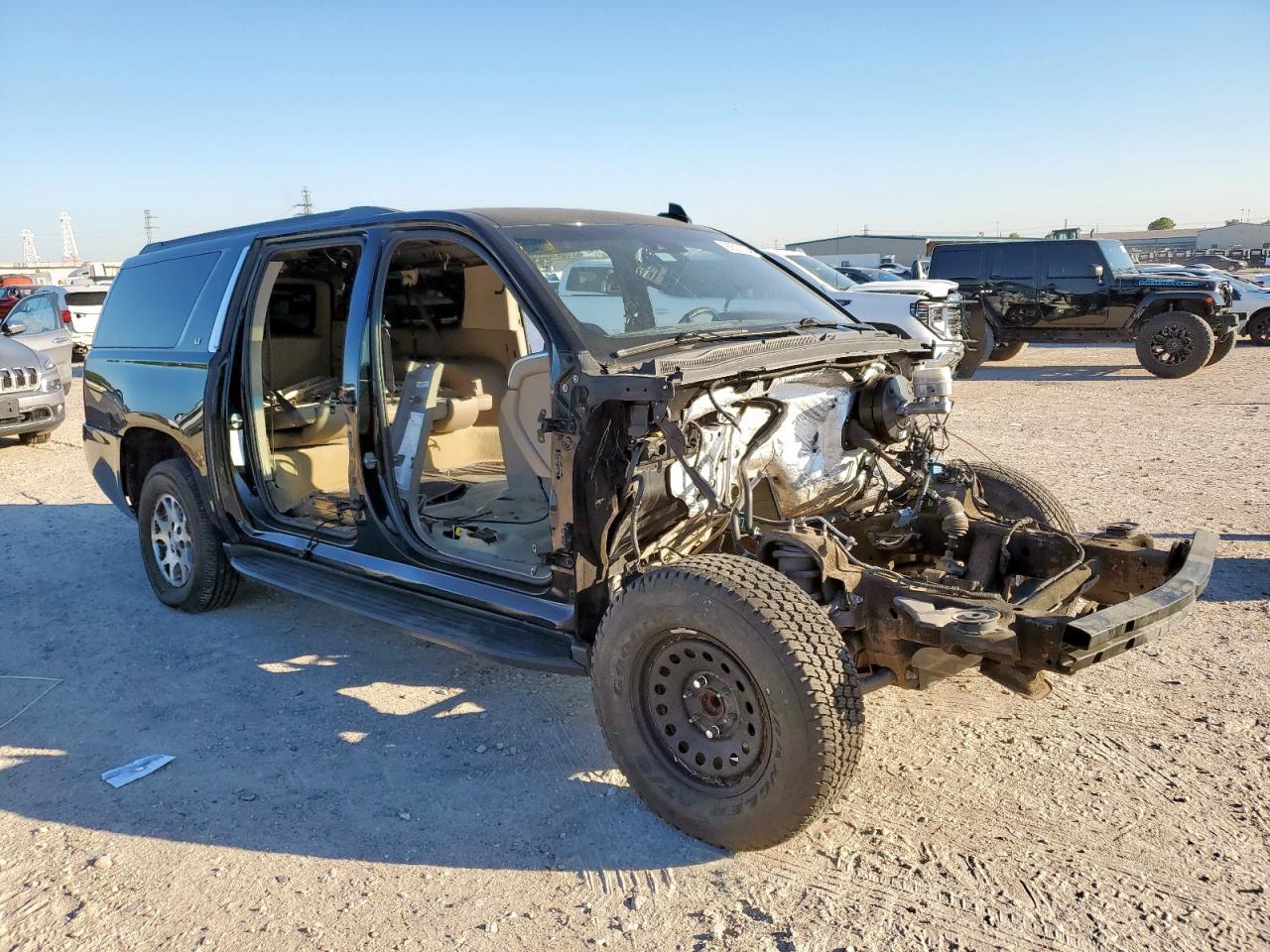 CHEVROLET SUBURBAN C1500 LT