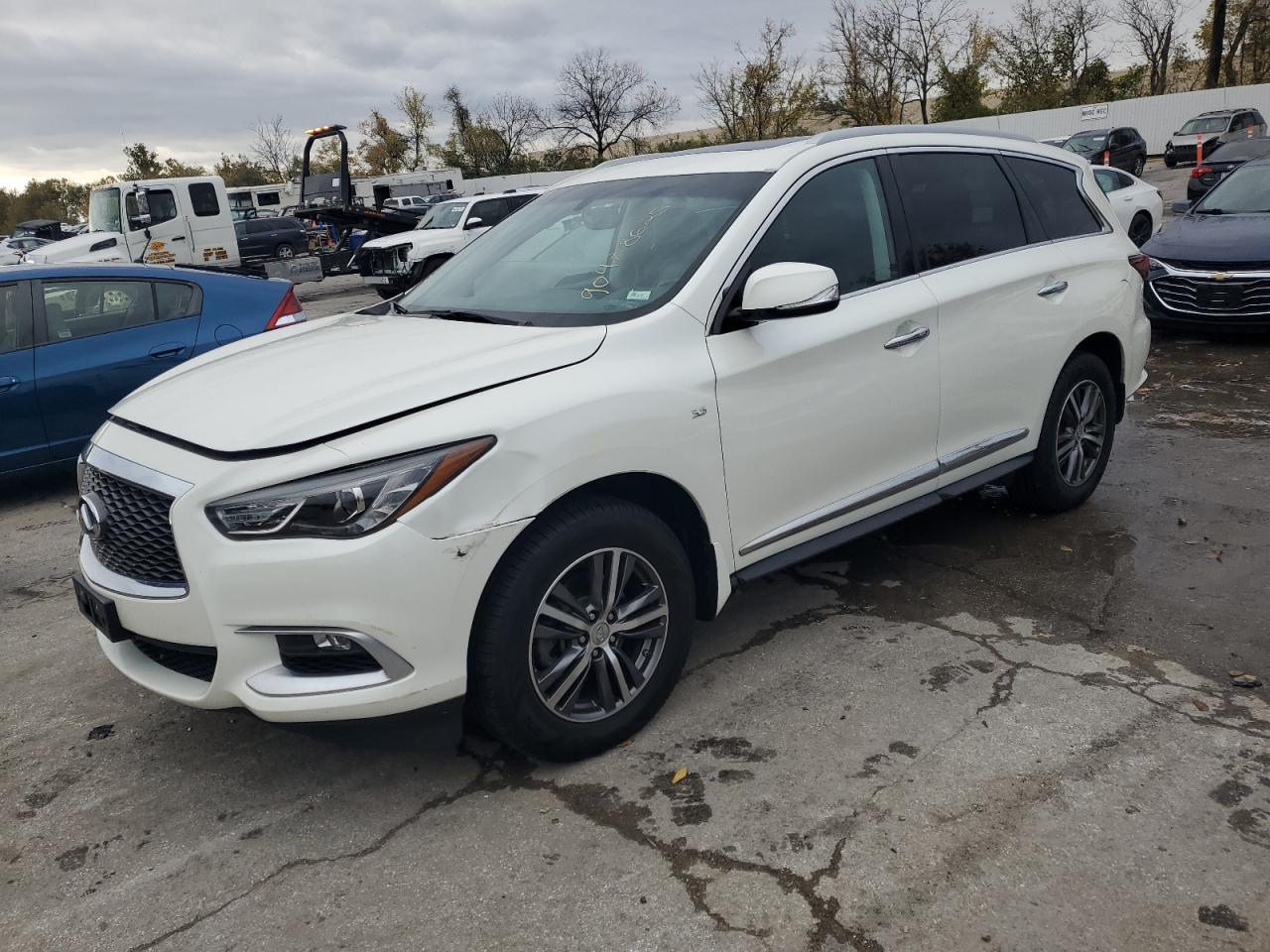 INFINITI QX60