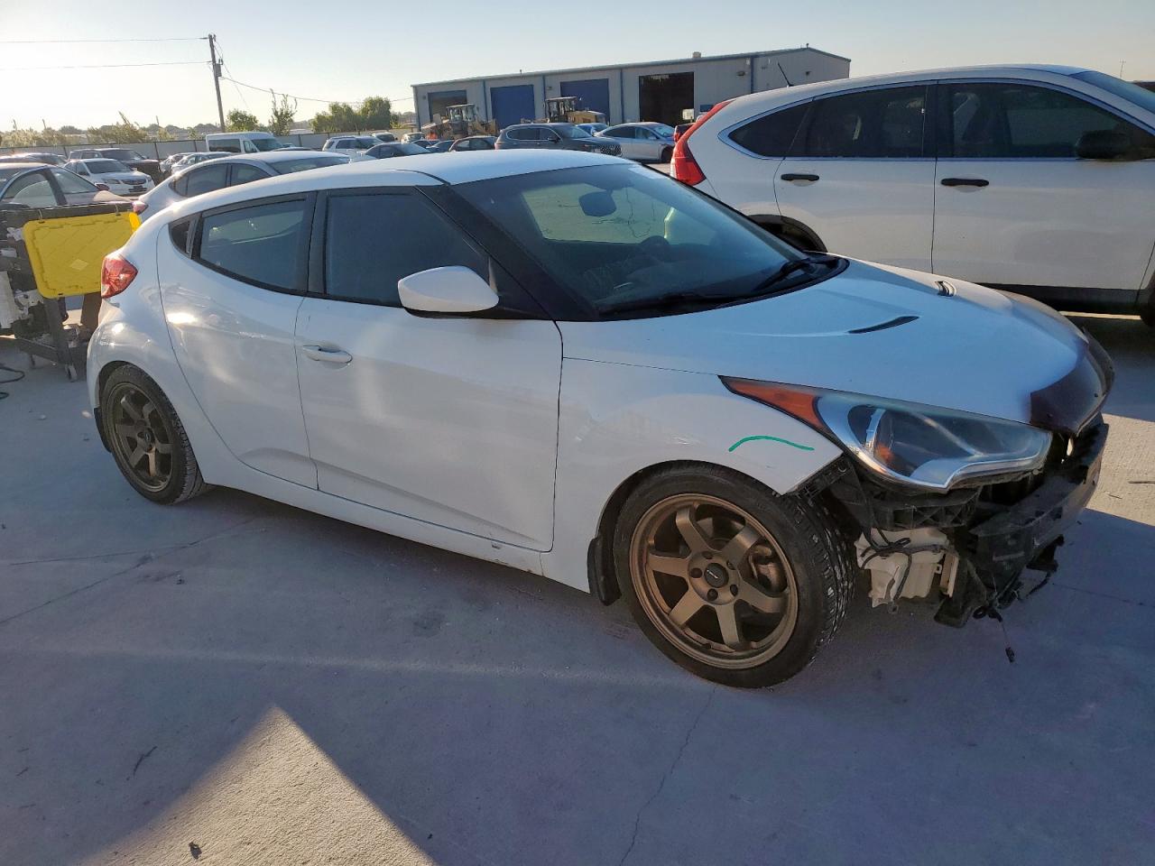 HYUNDAI VELOSTER