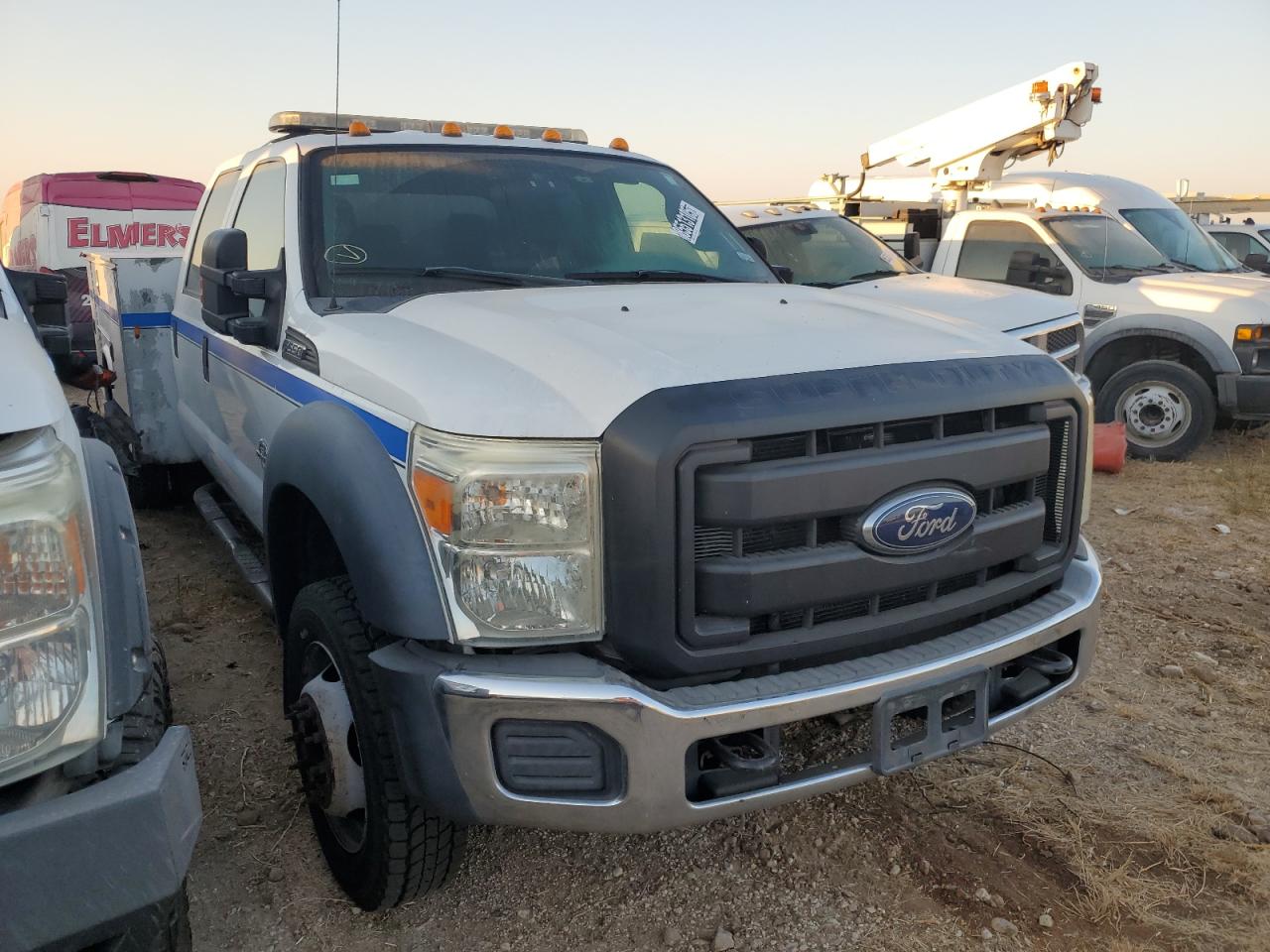 FORD F-550 SUPER DUTY