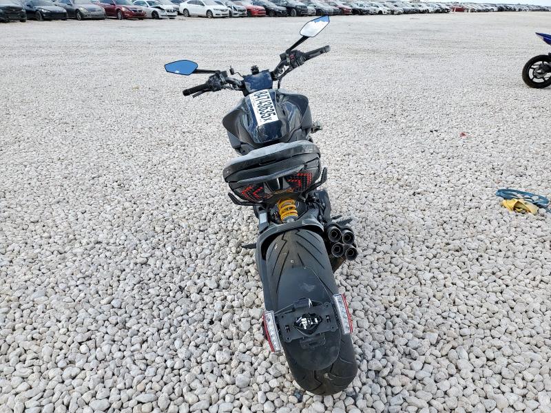 2025 DUCATI DIAVEL V4 - ZDMGAR1W9SB005230