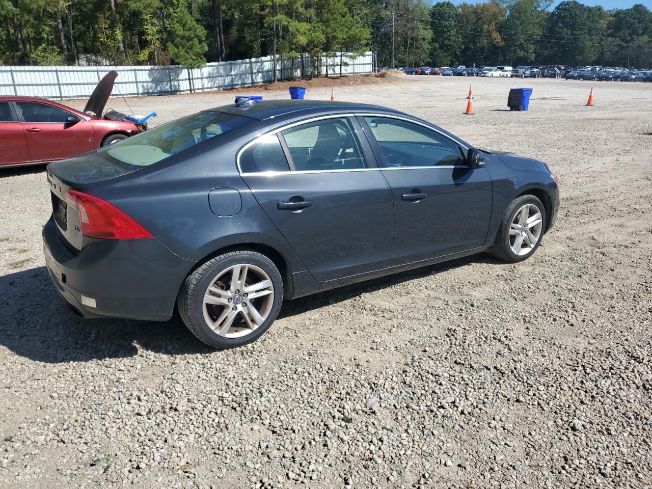 Lot #3302766416 2015 VOLVO S60 PREMIE