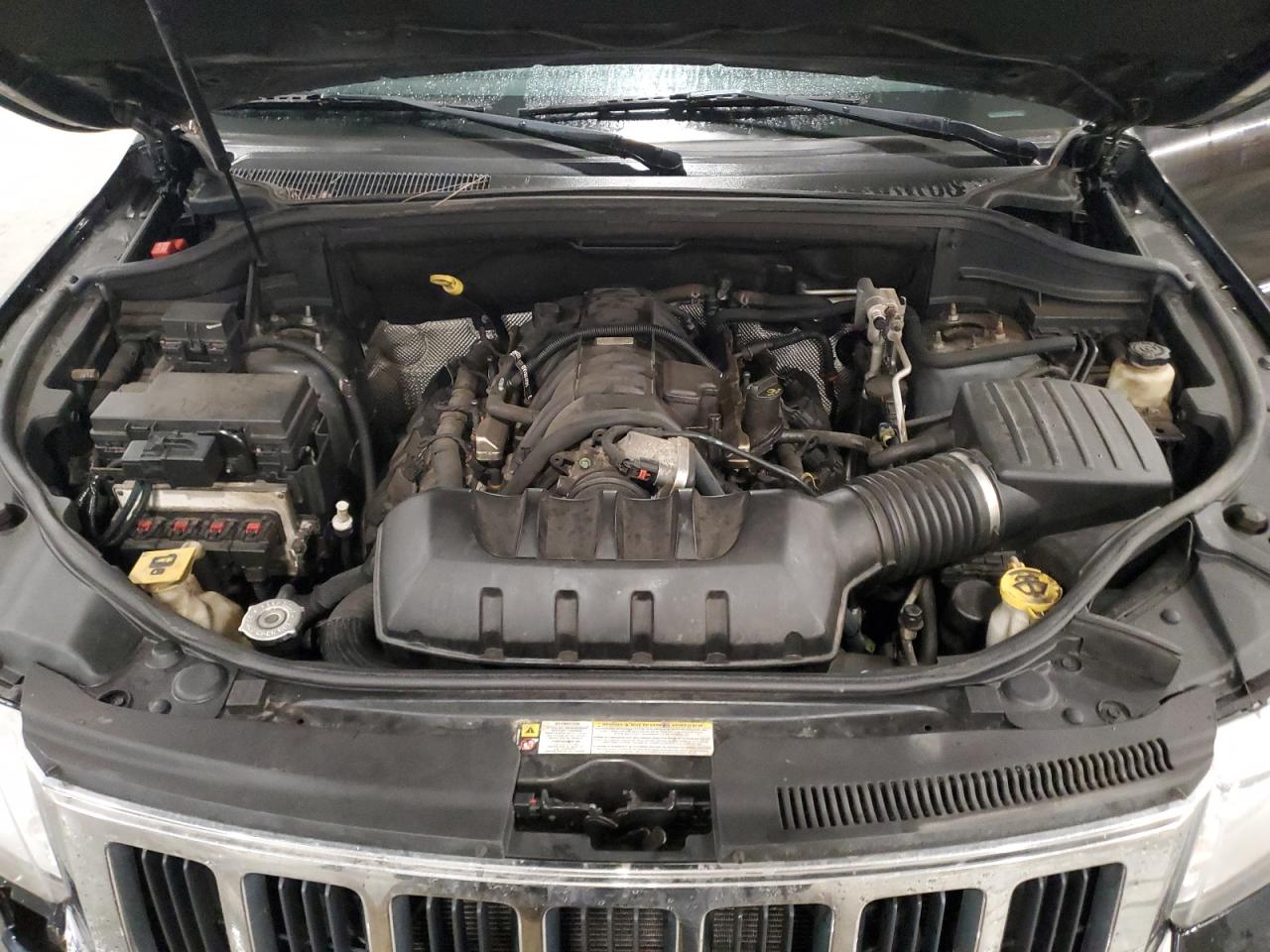 JEEP GRAND CHEROKEE LAREDO