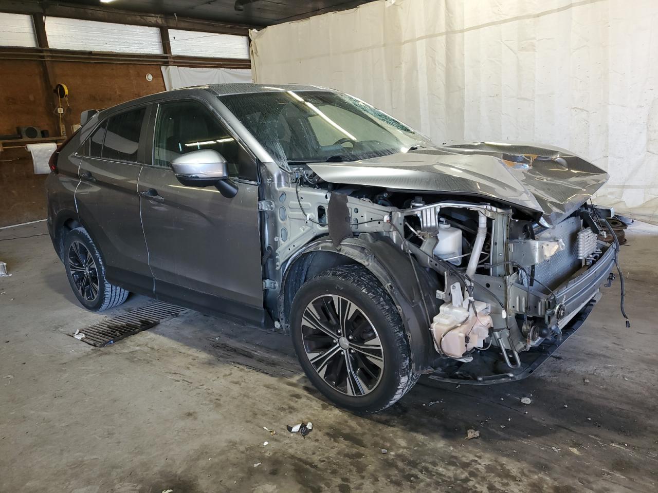 MITSUBISHI ECLIPSE SE