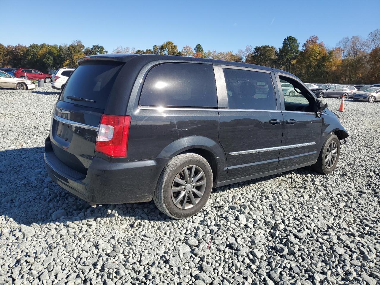 CHRYSLER TOWN & COUNTRY S