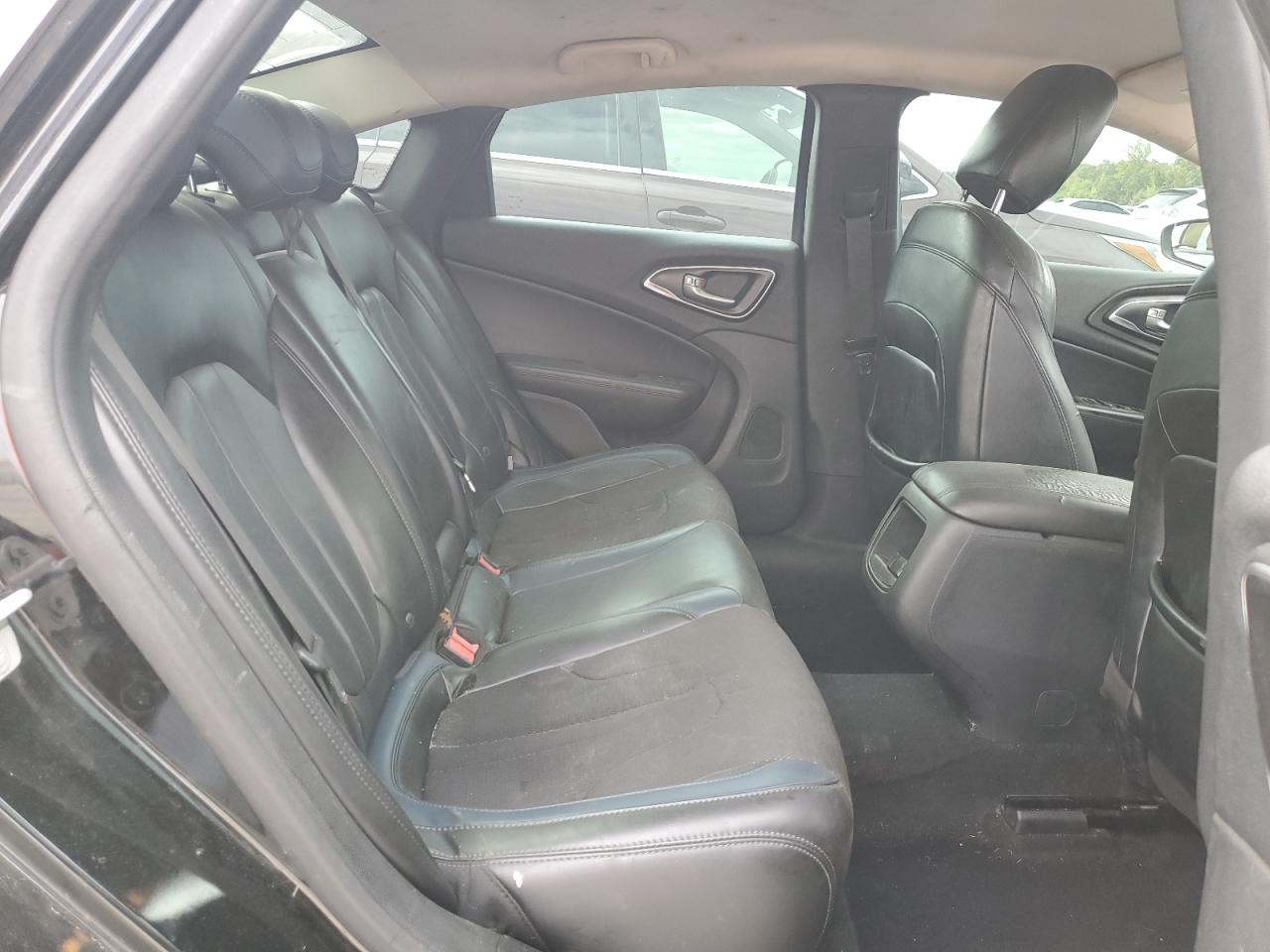 CHRYSLER 200 LIMITED