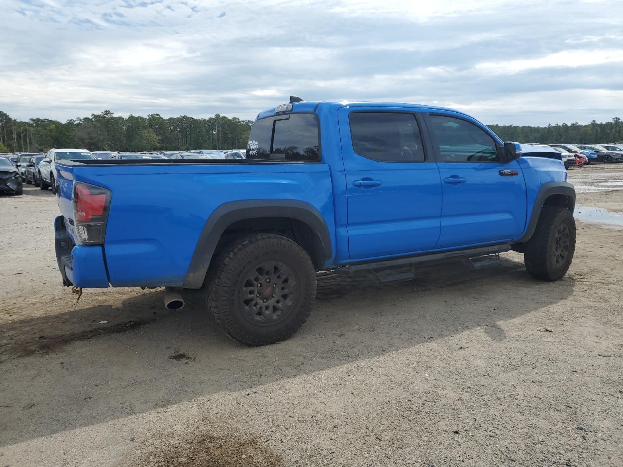 TOYOTA TACOMA DOUBLE CAB
