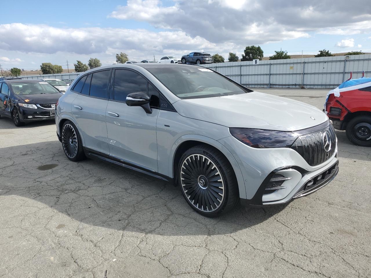 MERCEDES-BENZ EQE SUV AMG 4MATIC