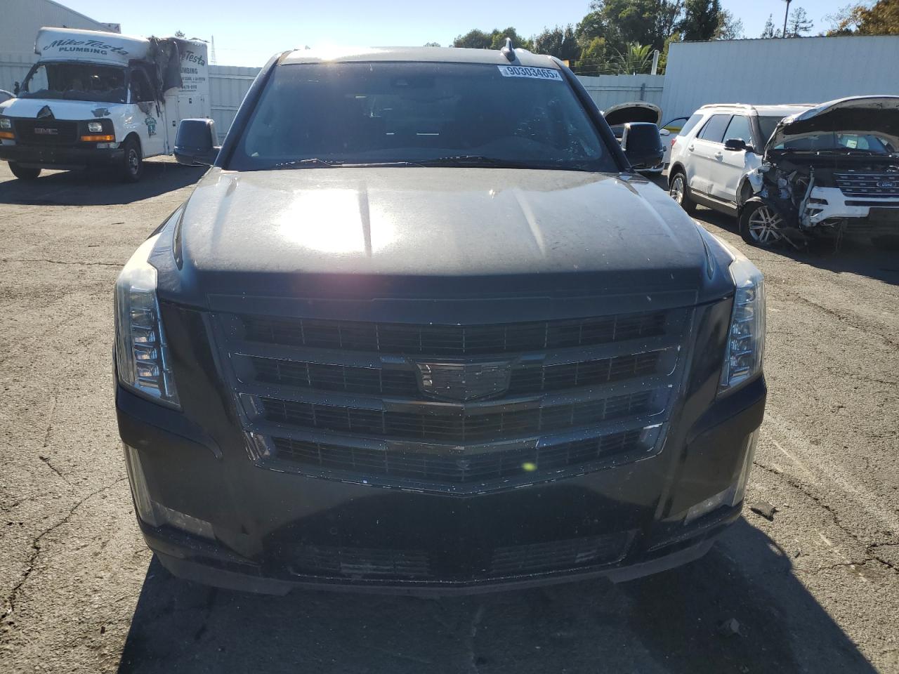 CADILLAC ESCALADE PREMIUM