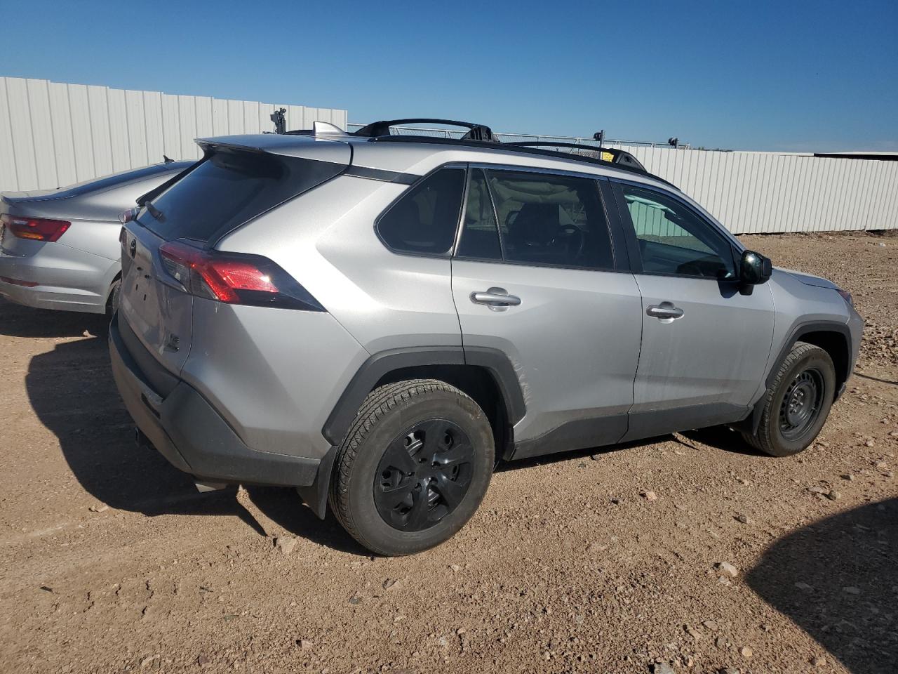 TOYOTA RAV4 LE