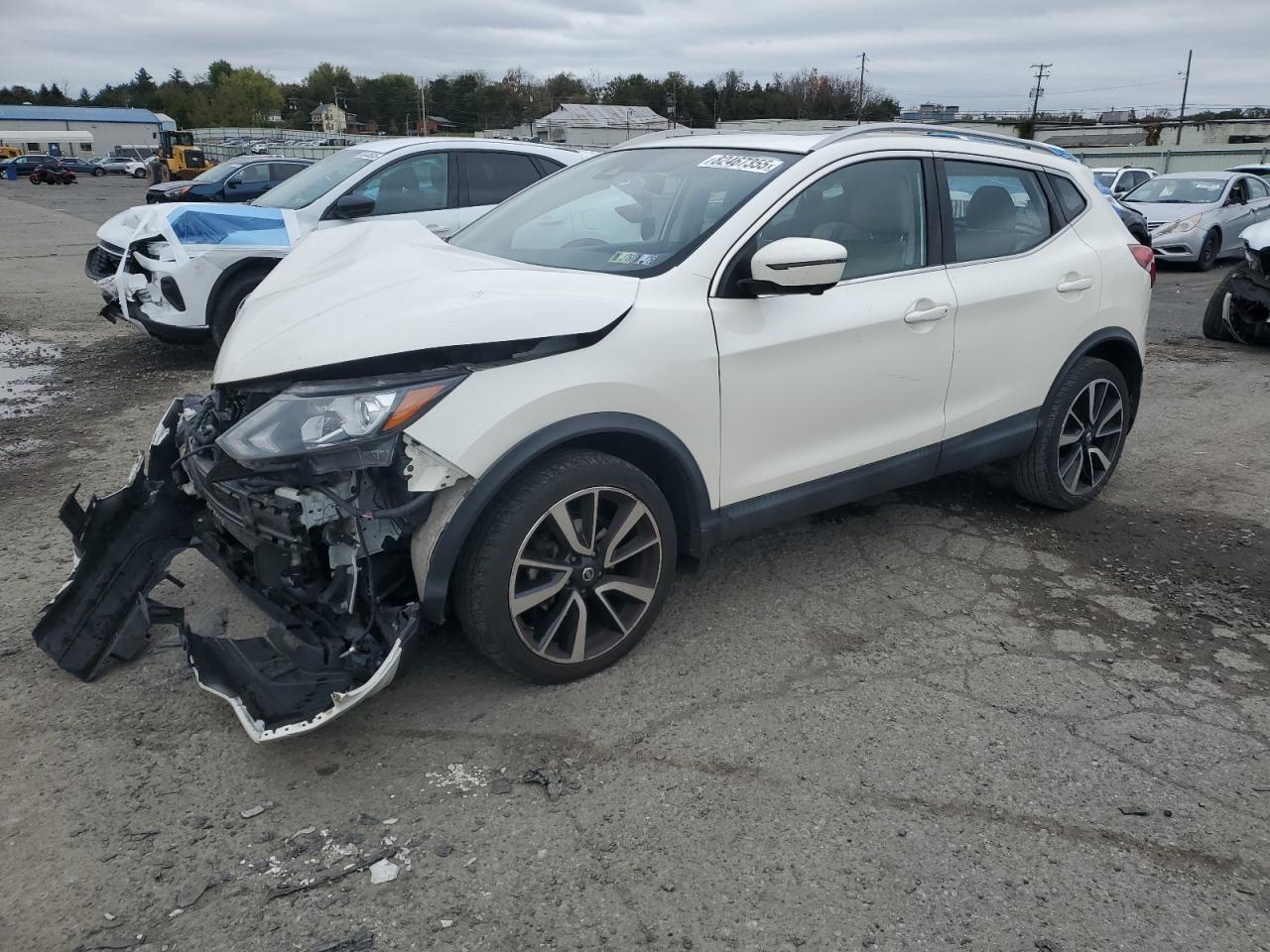 NISSAN ROGUE SPORT S