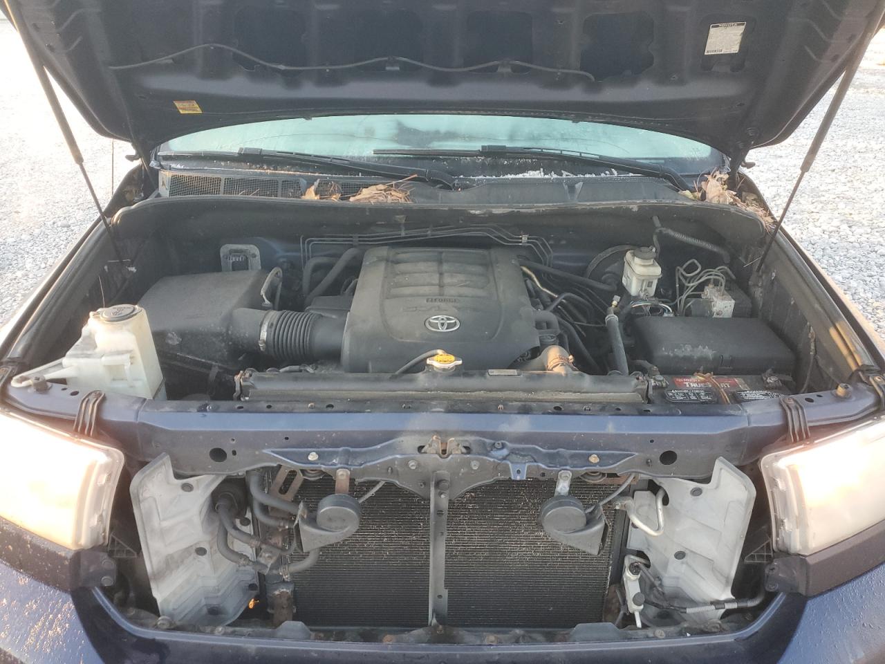 TOYOTA TUNDRA DOUBLE CAB SR5