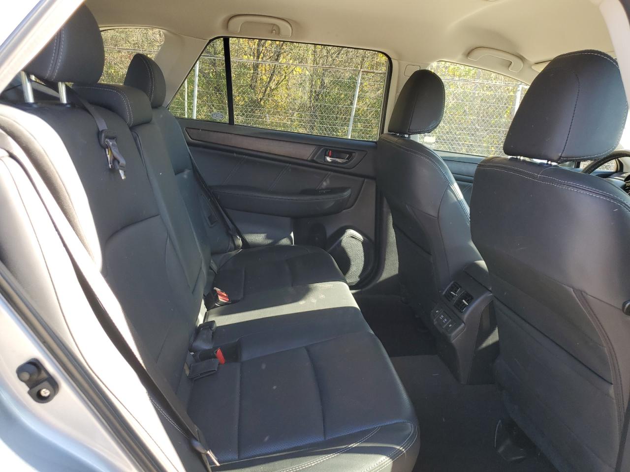 SUBARU OUTBACK 3.6R LIMITED