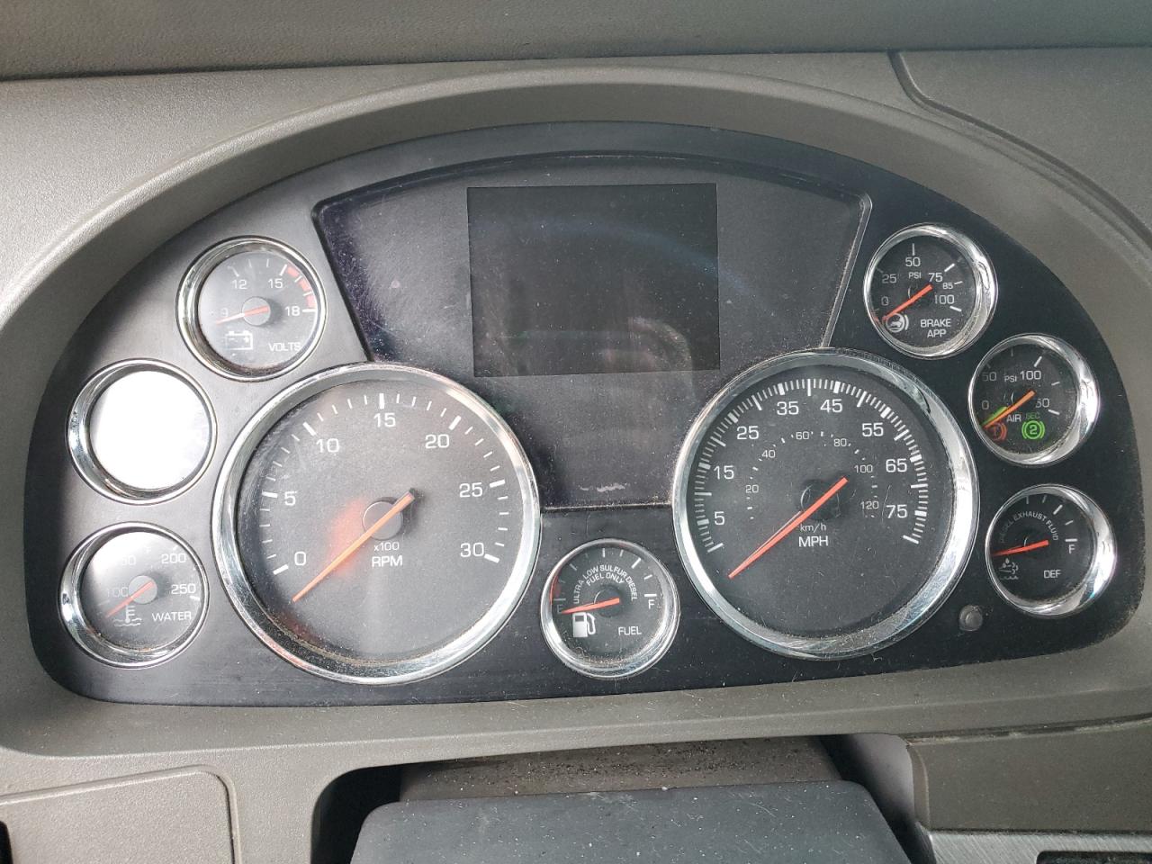 Lot #3302858896 2015 KENWORTH T680