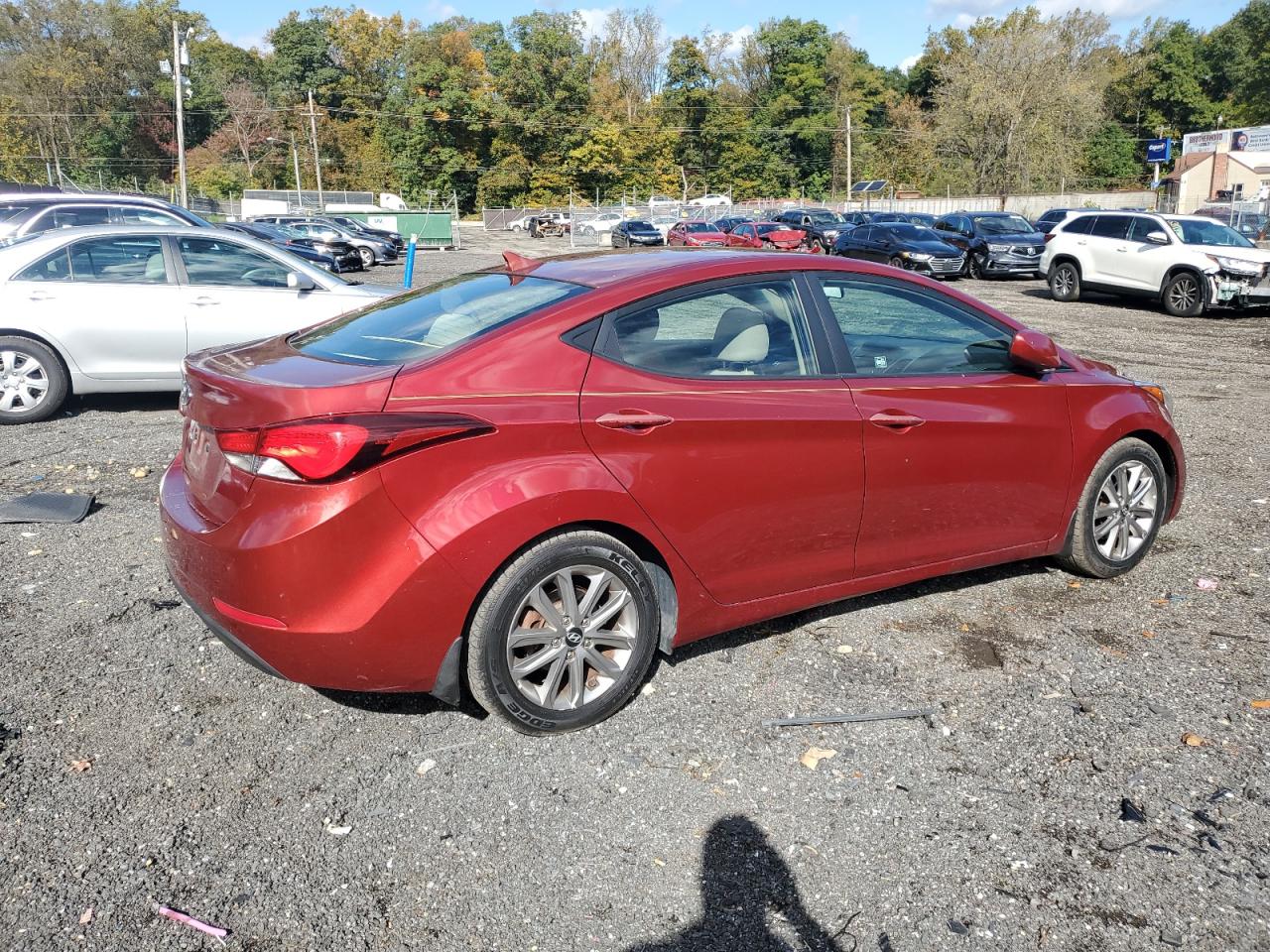 HYUNDAI ELANTRA SE