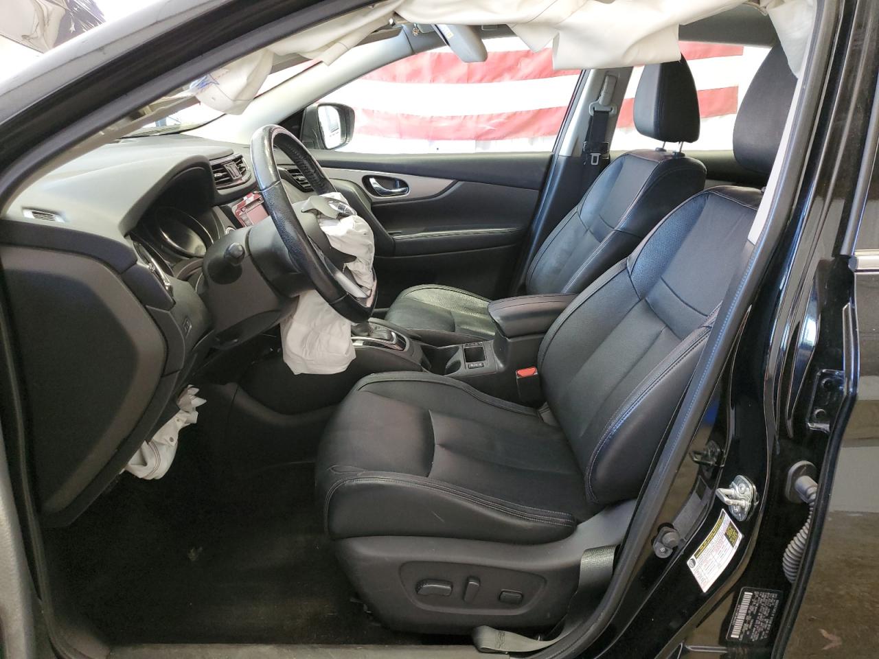 NISSAN ROGUE SPORT S