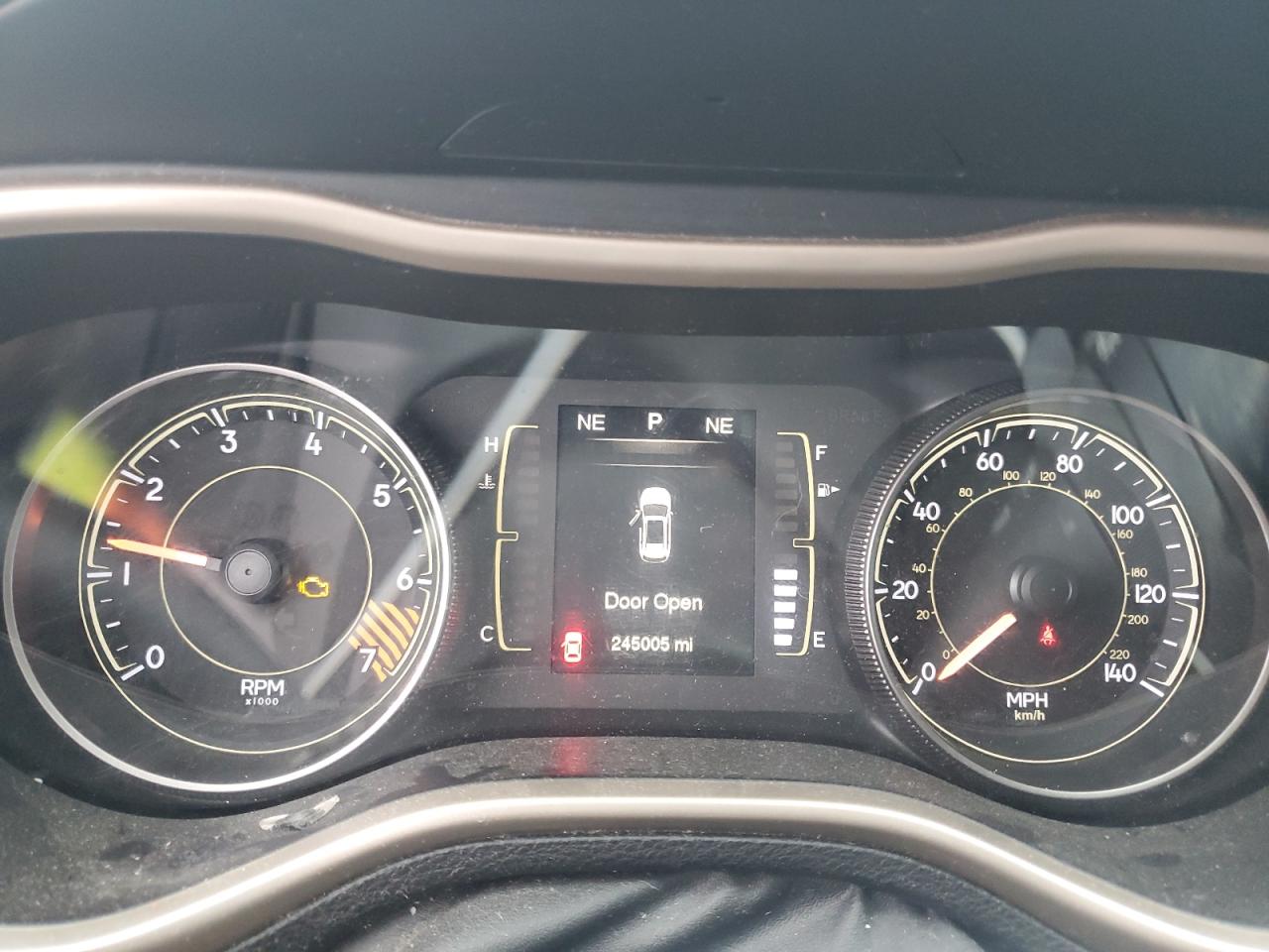 JEEP GRAND CHEROKEE LATITUDE