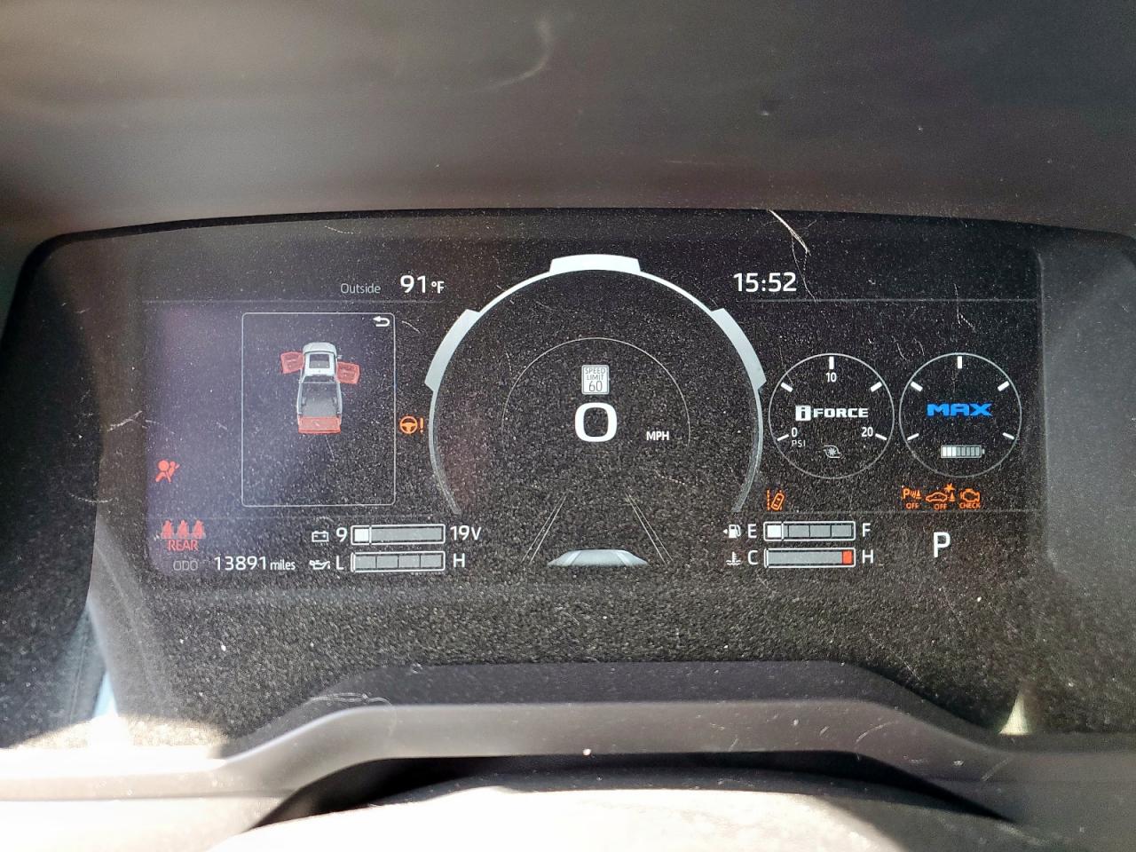 TOYOTA TUNDRA CREWMAX PLATINUM