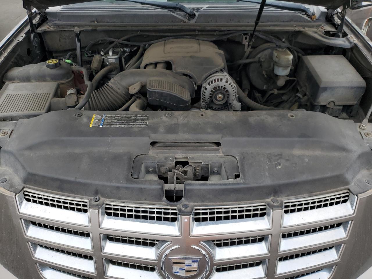 CADILLAC ESCALADE ESV PREMIUM