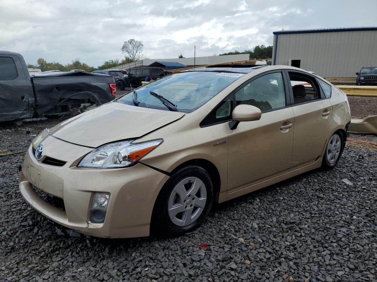 TOYOTA PRIUS
