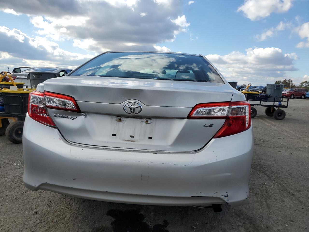 TOYOTA CAMRY L