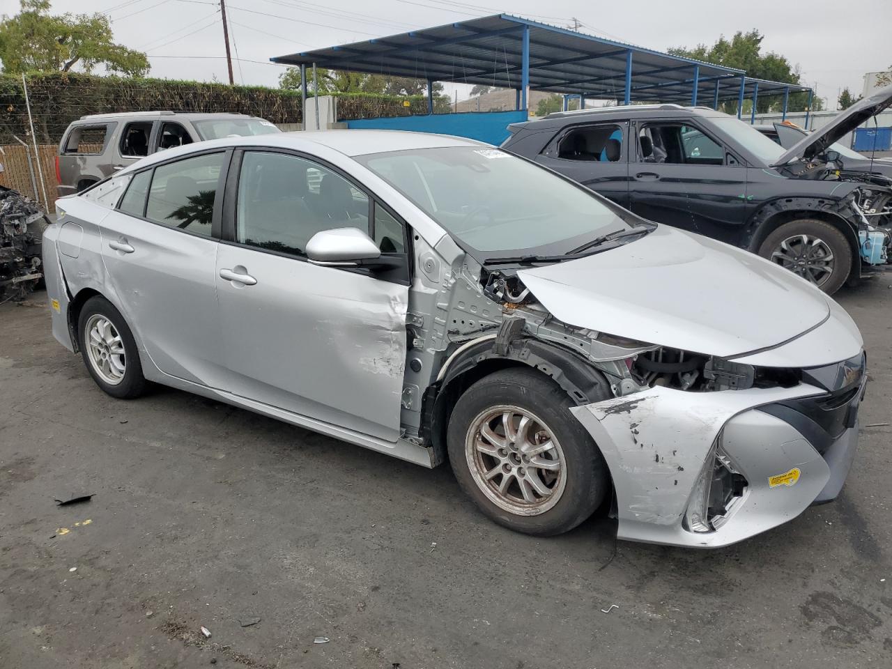 TOYOTA PRIUS PRIME LE