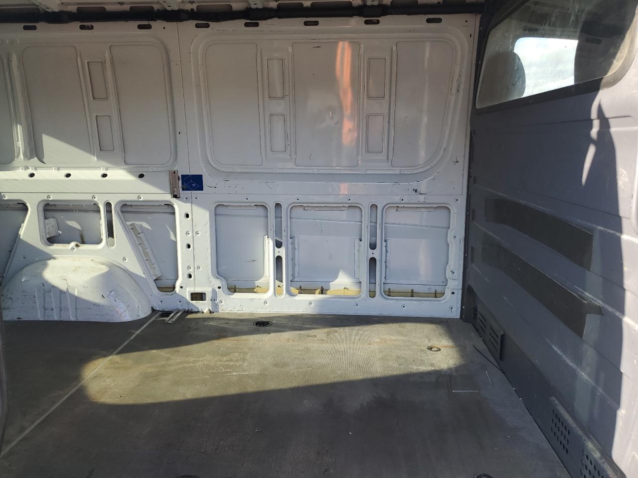 MERCEDES-BENZ SPRINTER 2500