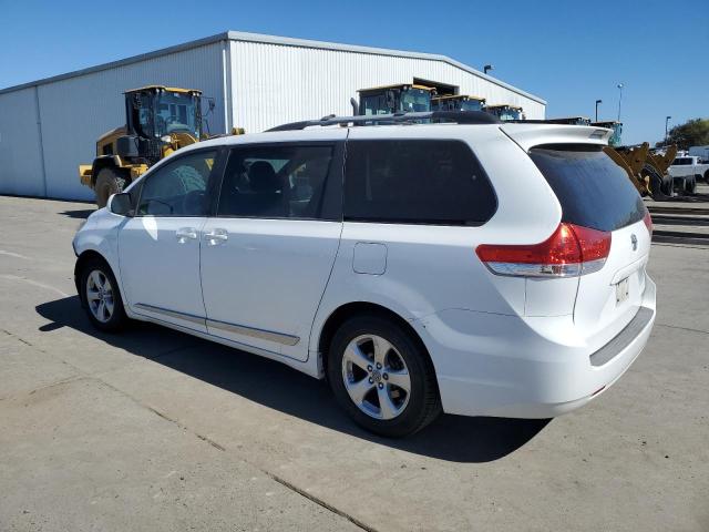 2011 TOYOTA SIENNA LE - 5TDKK3DC6BS143558