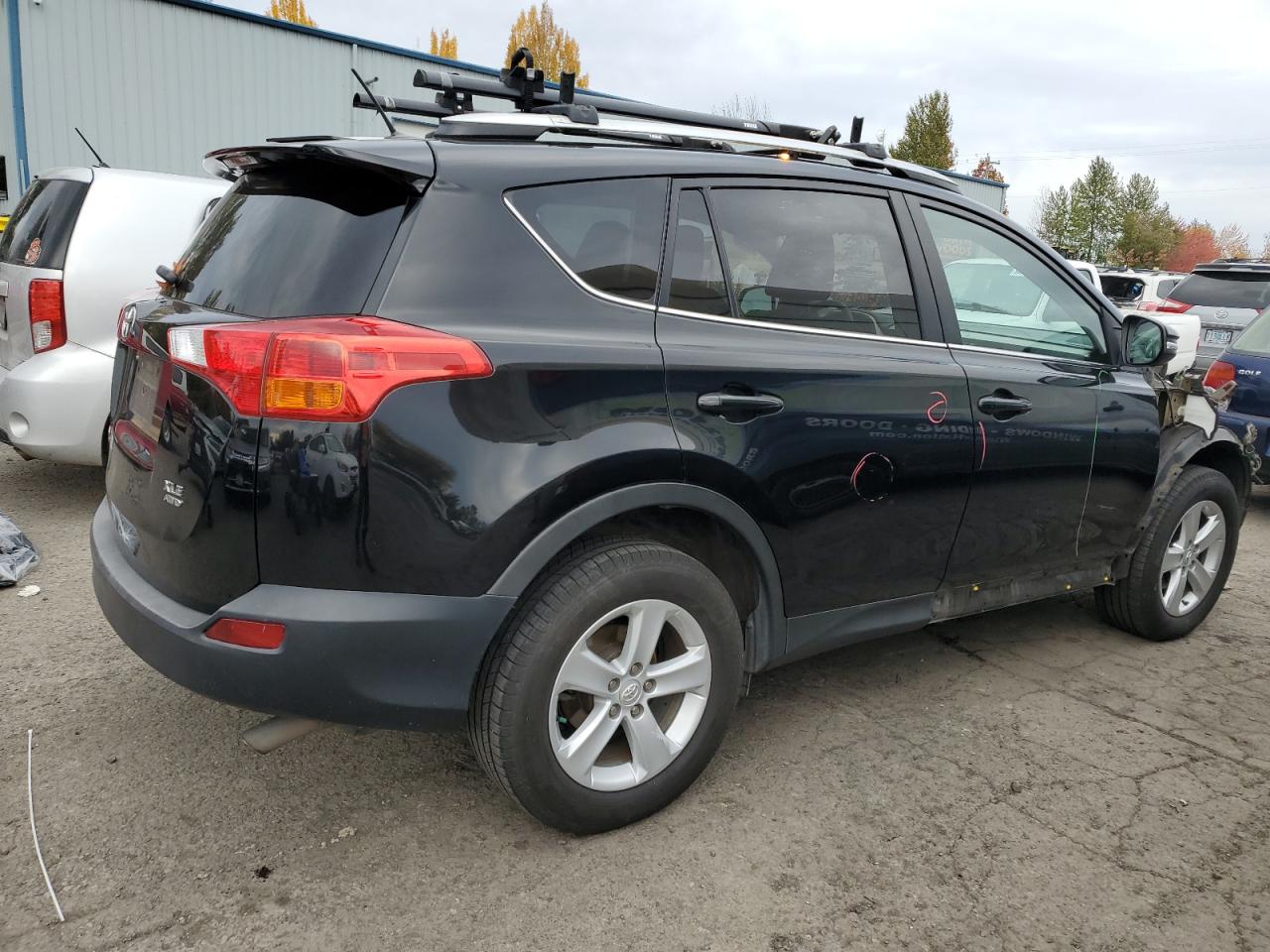 TOYOTA RAV4 XLE