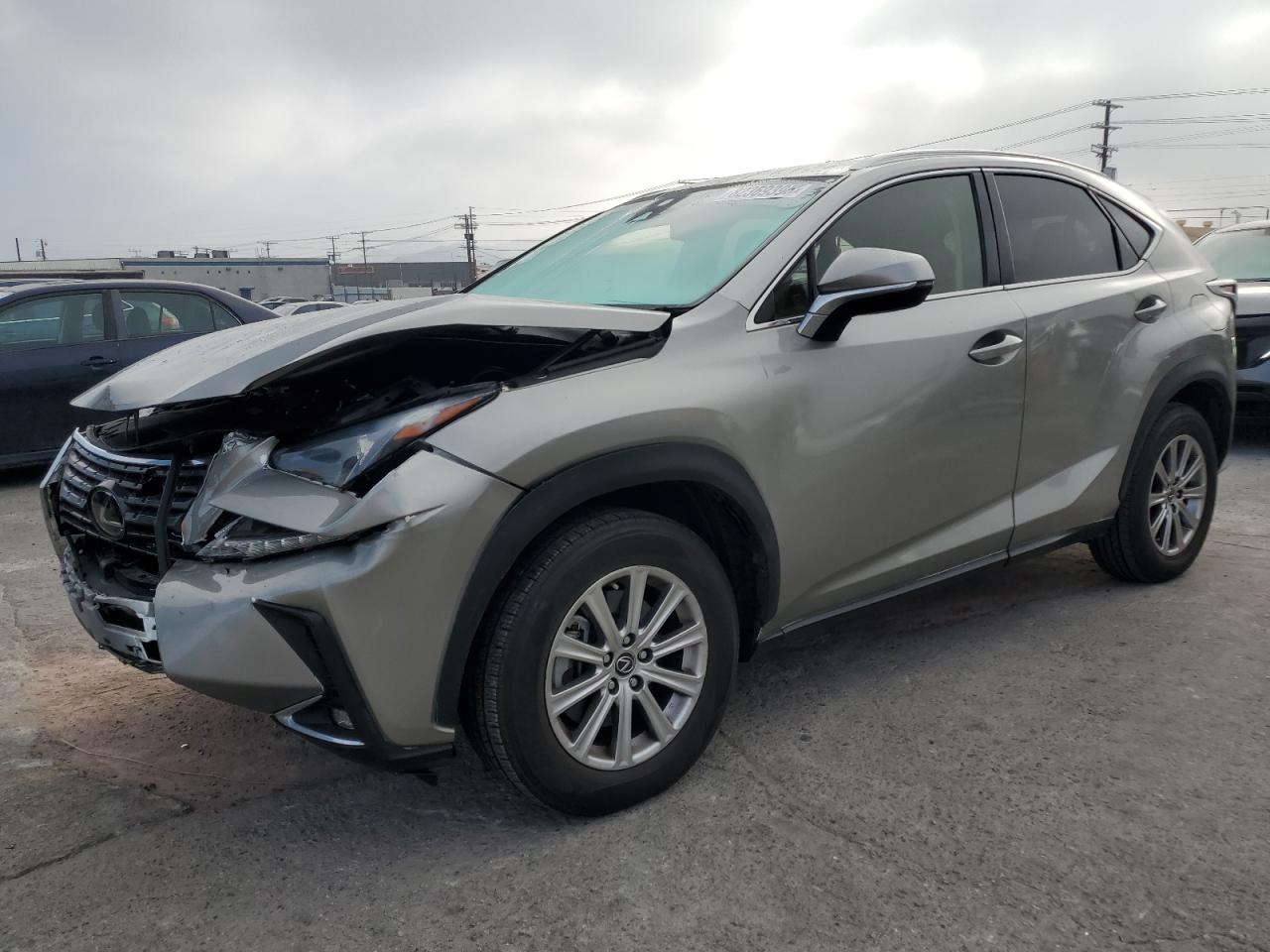 LEXUS NX 300 BASE
