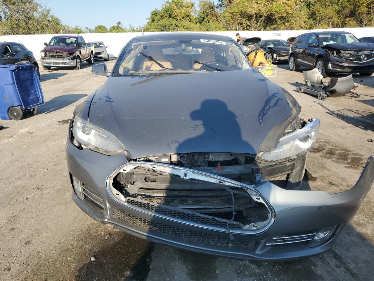 TESLA MODEL S