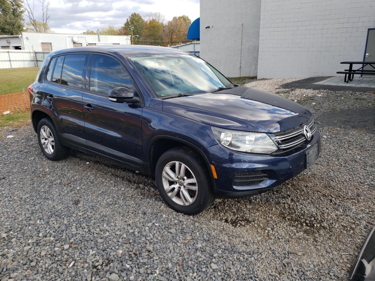 VOLKSWAGEN TIGUAN S