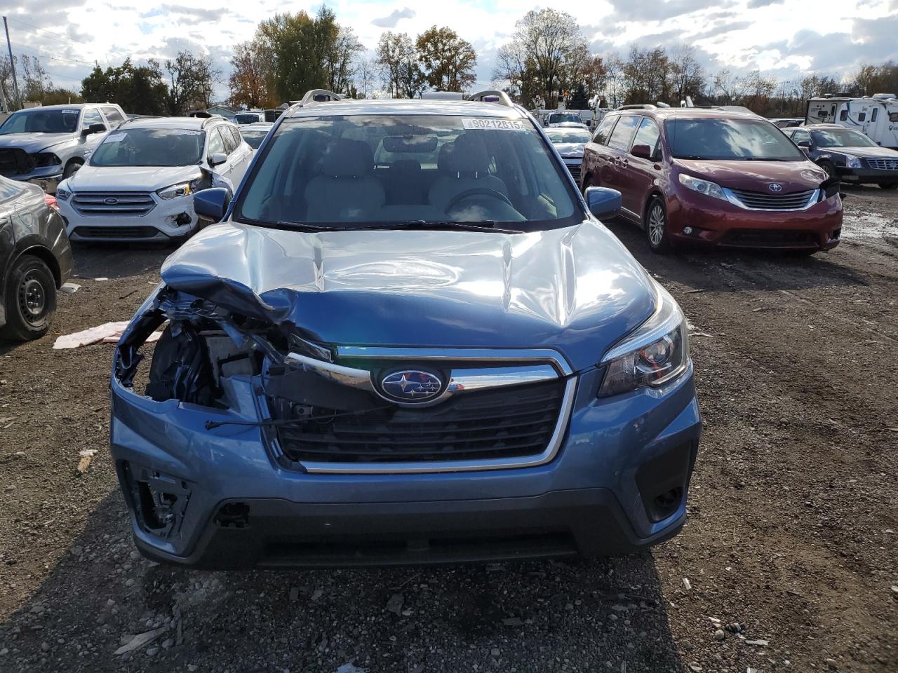 SUBARU FORESTER PREMIUM