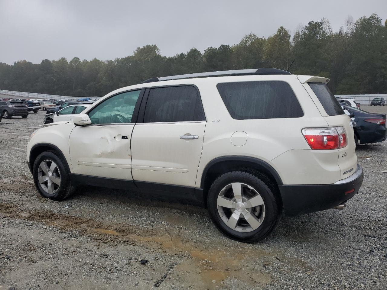 GMC ACADIA SLT-1