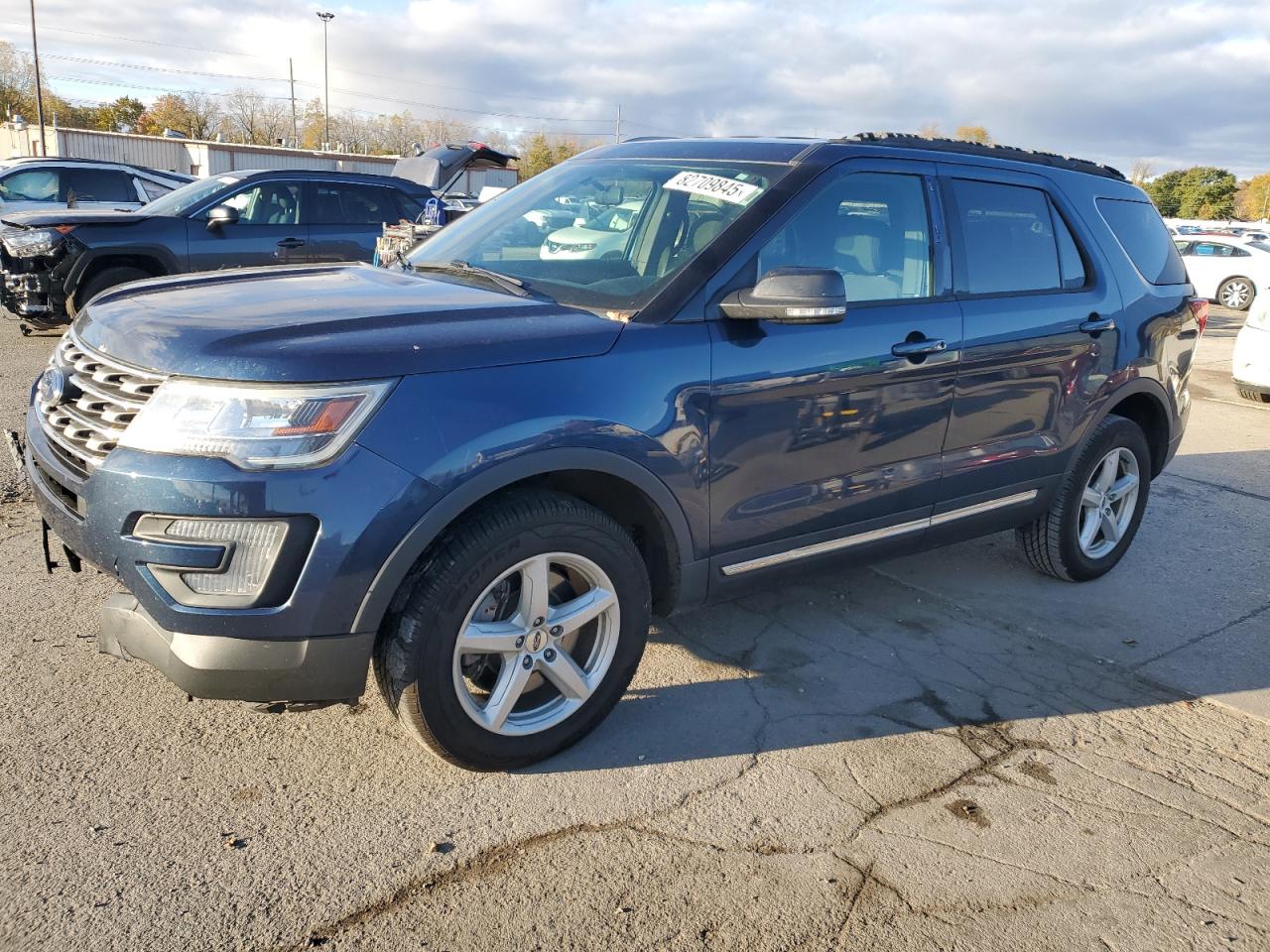 FORD EXPLORER XLT