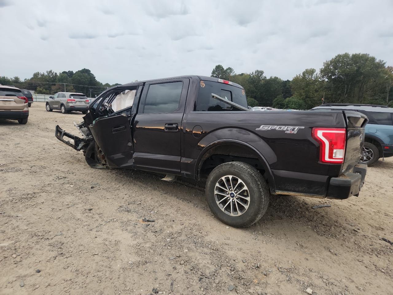FORD F-150 SUPERCREW